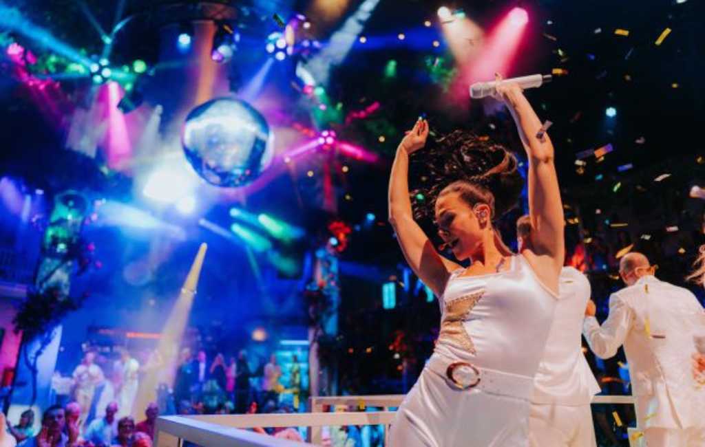 Mamma Mia The Party review