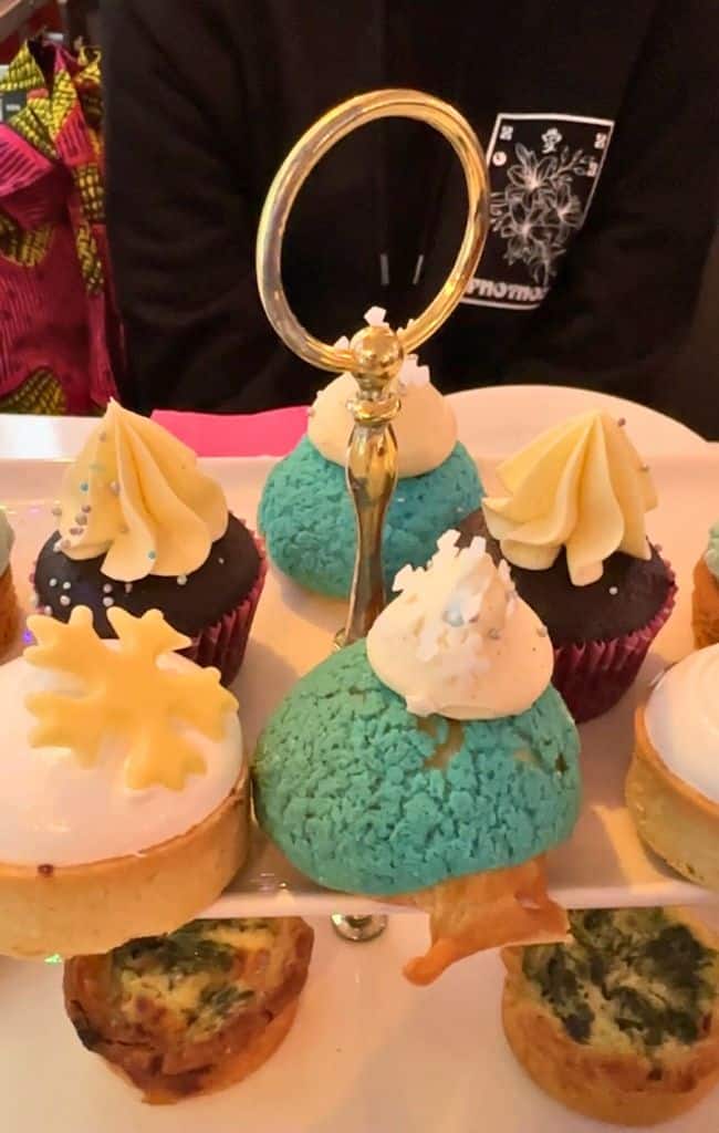 B Bakery afternoon tea bus tour