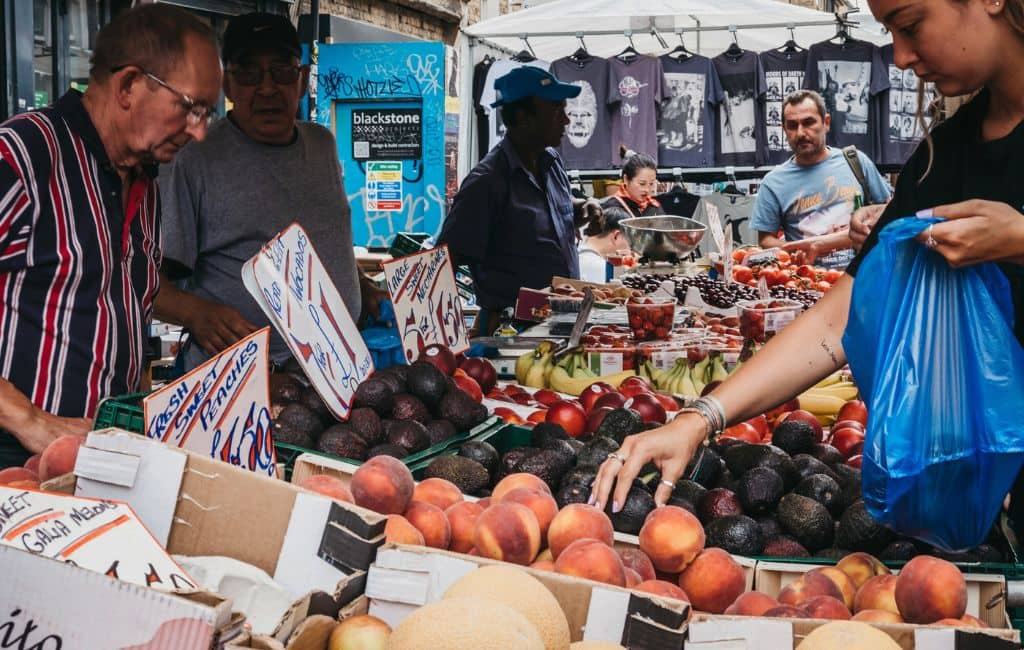 Famous streets in London - Depositphotos