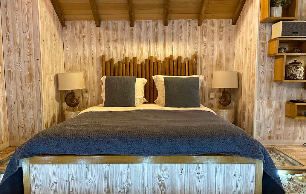 Châteaux Dans Les Arbres