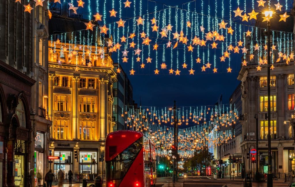 London Christmas lights walking route Deposit Photos