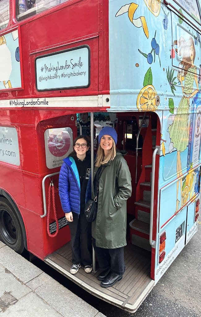 B Bakery afternoon tea bus tour