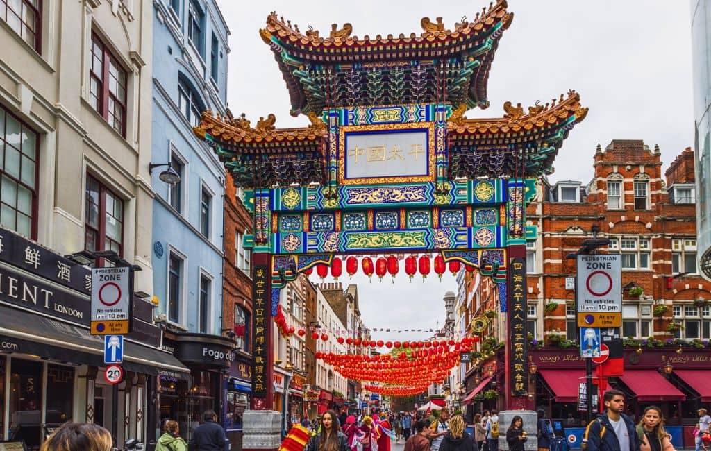 Famous streets in London - Depositphotos