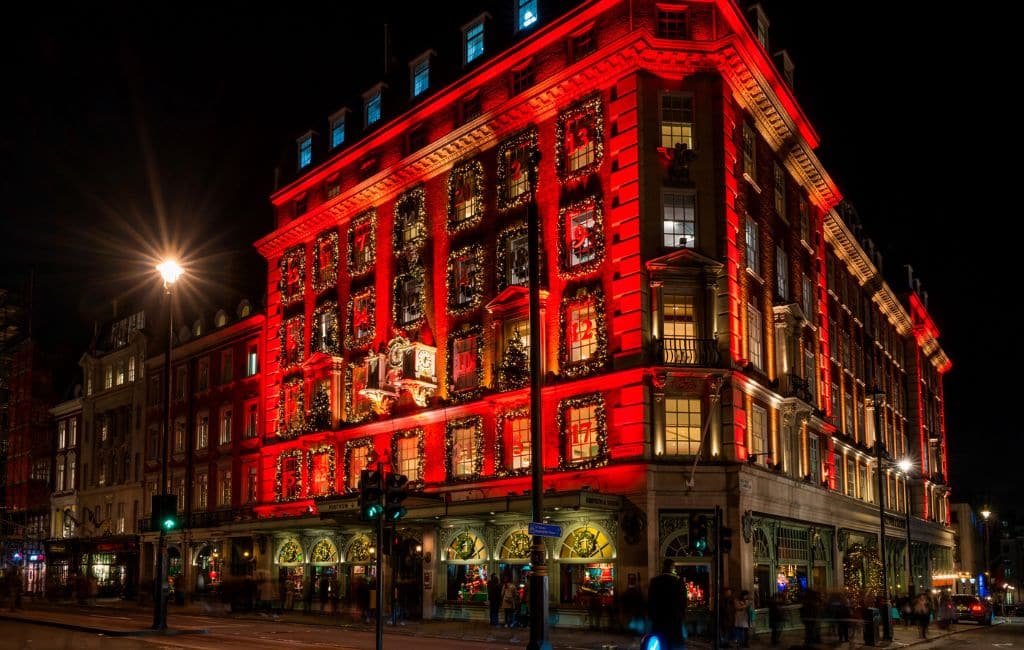 London Christmas lights walking route Deposit Photos