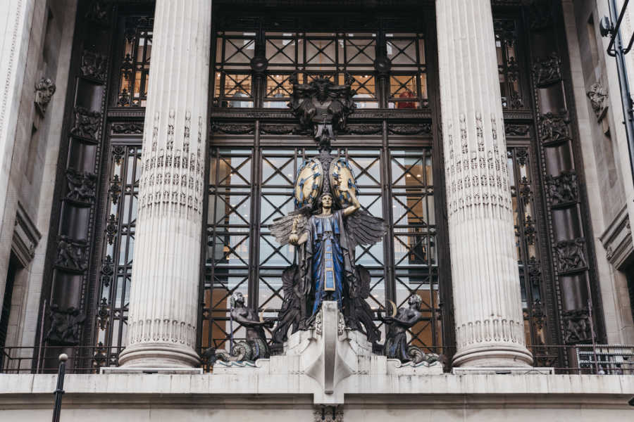 Best souvenirs from London