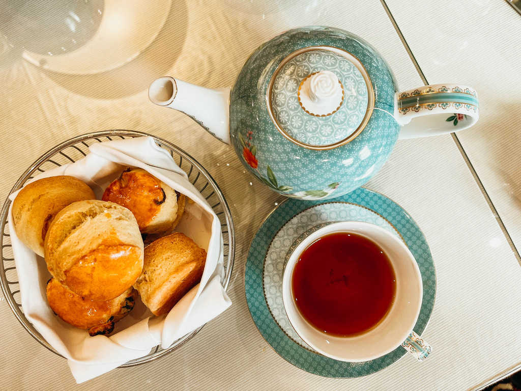 st ermins hotel afternoon tea